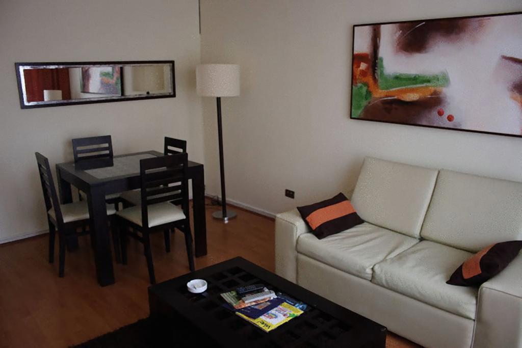 Rent A Home Bosque Norte Santiago de Chile Exterior foto